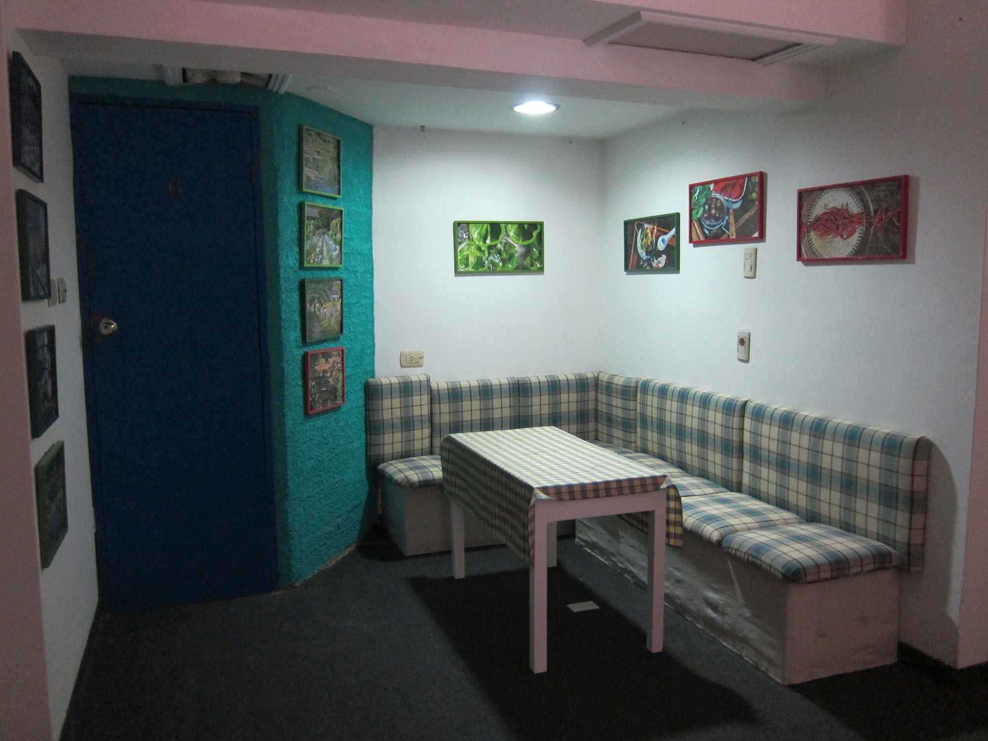 Hostal Los Aventureros Санта-Крус-де-ла-Сьерра Экстерьер фото