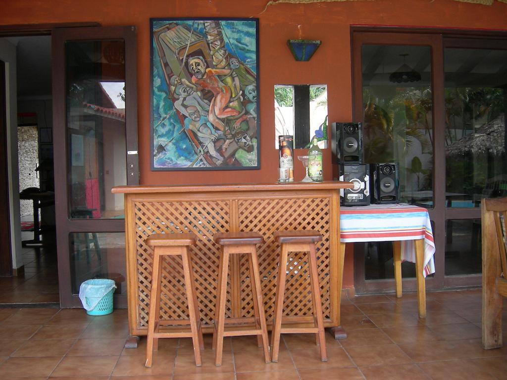 Hostal Los Aventureros Санта-Крус-де-ла-Сьерра Экстерьер фото