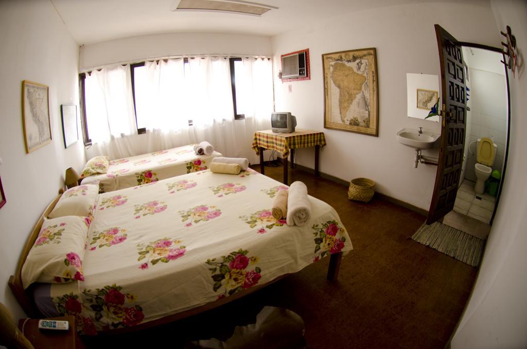 Hostal Los Aventureros Санта-Крус-де-ла-Сьерра Экстерьер фото
